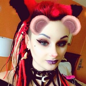 Meet your Posher, Stefani